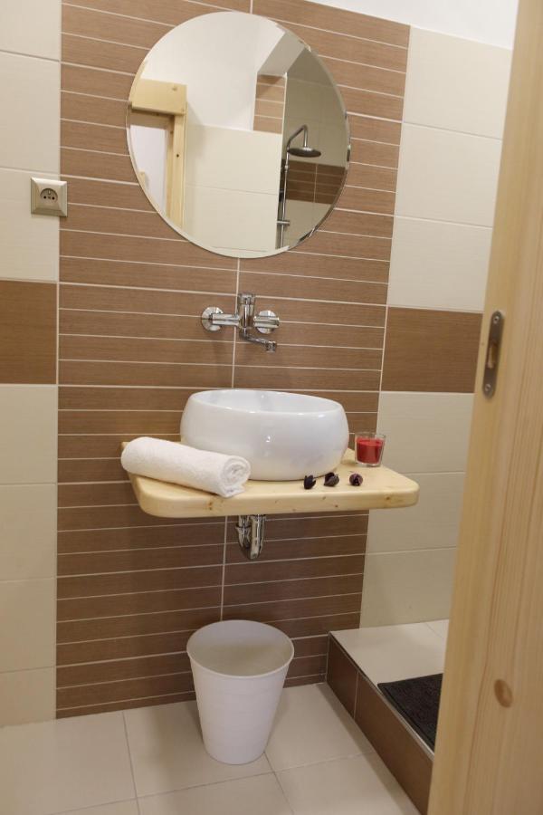 Hotel Lipno Wave Černá v Pošumaví Esterno foto